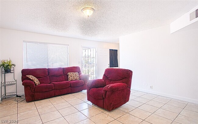 Building Photo - 5132 Pebble Beach Blvd
