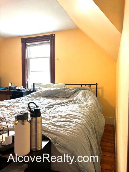 Building Photo - 36 Foskett St