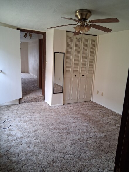 Building Photo - 615 Duss Ave