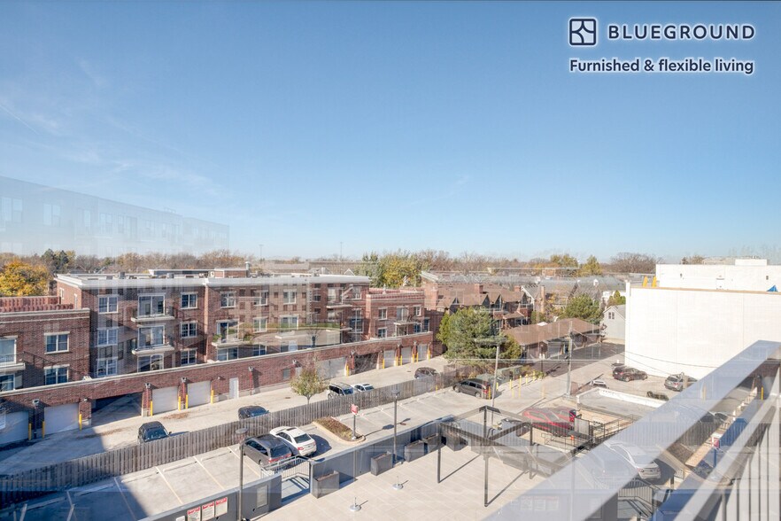 Building Photo - 100 N Addison Ave