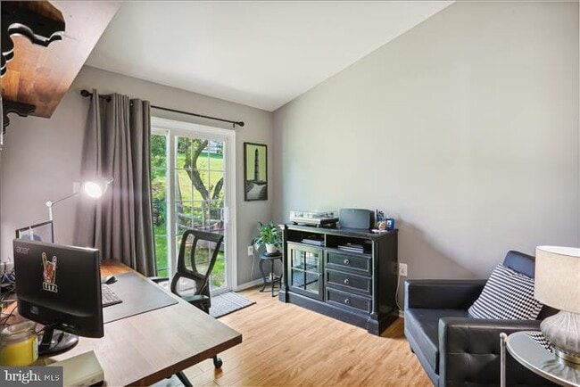 Building Photo - 13348 Neerwinder Pl