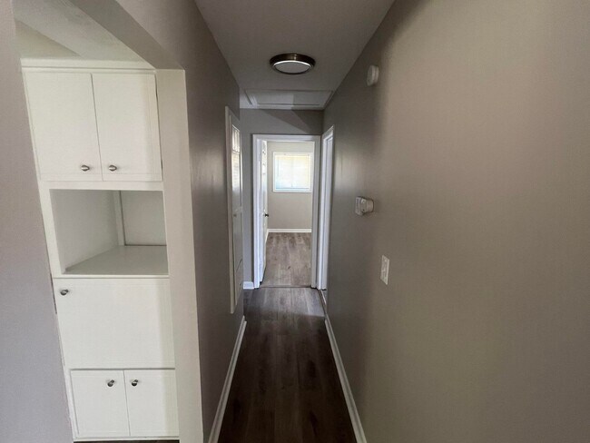 Building Photo - 4909 Mehaffey Ct
