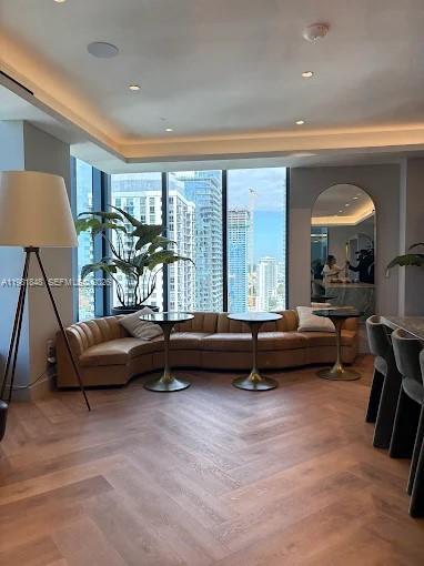 Building Photo - 121 NE 5th St