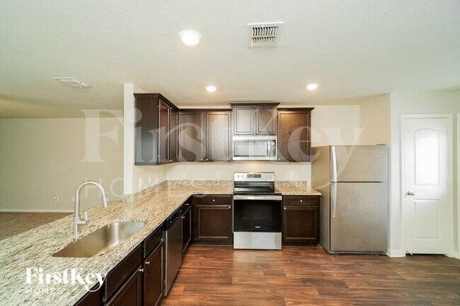 Building Photo - 3941 Northaven Trail