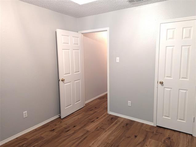 Building Photo - 528 Timber Way Dr