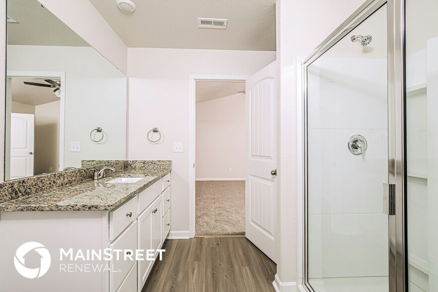 Building Photo - 135 Shallow Dr