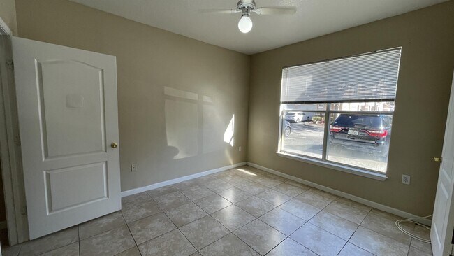 Building Photo - 17954 Villa Creek Dr