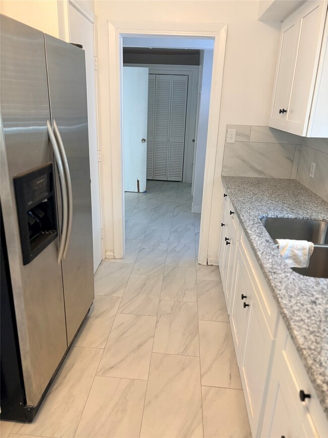 Building Photo - 4110 Wuthering Heights Dr