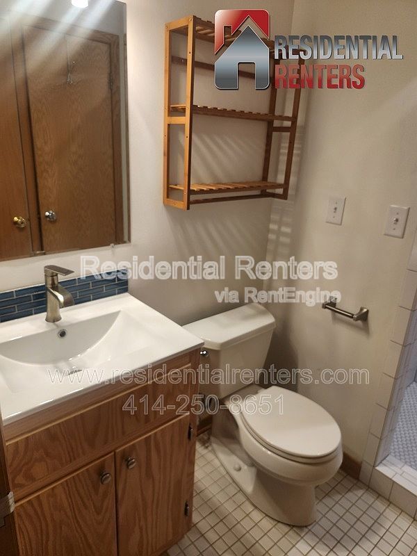 Building Photo - 15205 Merrie Cir