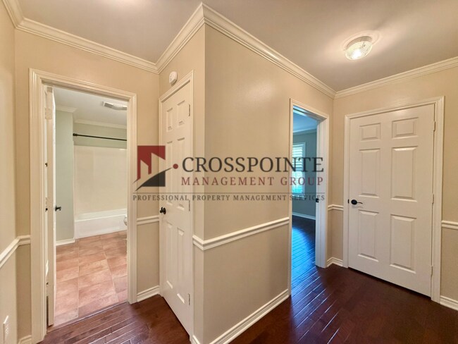 Building Photo - 3308 Moss Glen