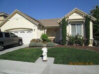 Building Photo - 1043 Villaggio Cir