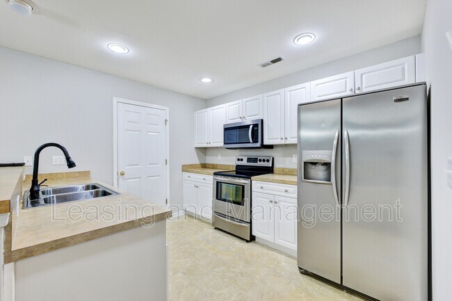 Building Photo - 8849 Jenny Lind St