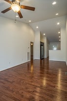 Building Photo - 403 W Broad St