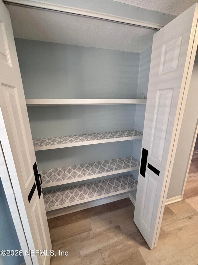 Building Photo - 138 Cranes Lake Dr