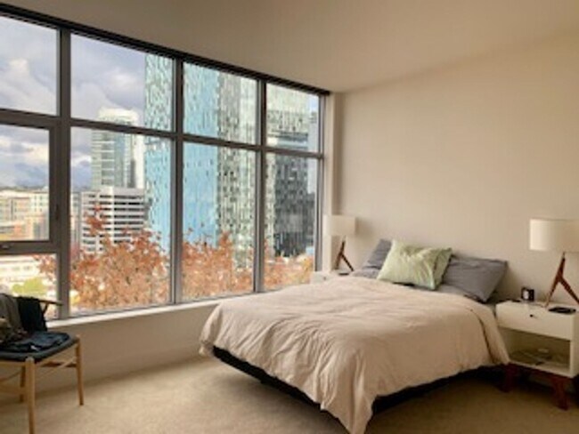 Building Photo - Insignia Condominiums ~ South Lake Union/B...