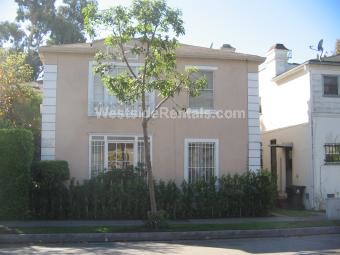 Building Photo - 5968 San Vicente Blvd