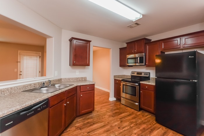 Building Photo - 935 Justice Dr