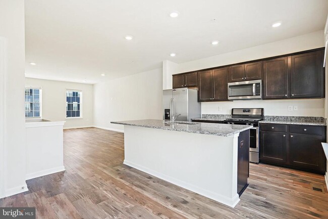 Building Photo - 1271 Apollo Dr