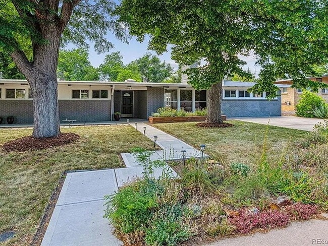 Building Photo - Quiet, Tree-Shaded Mid-Mod Steps to Downtown Littleton. Gorgeous Remodel.