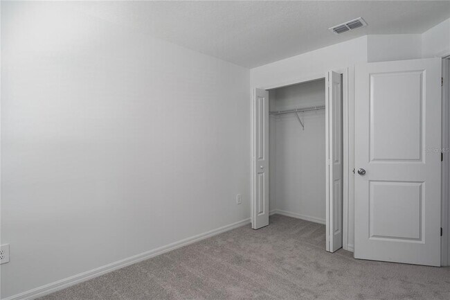 Building Photo - 10964 65th Ter E