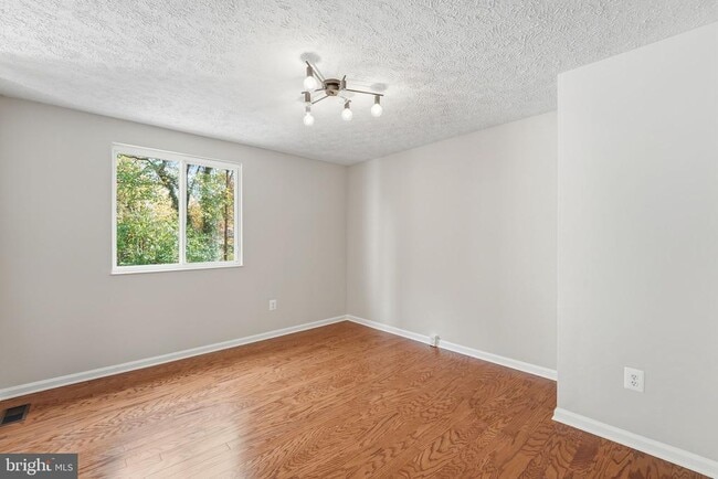 Building Photo - 1118 Casper Dr