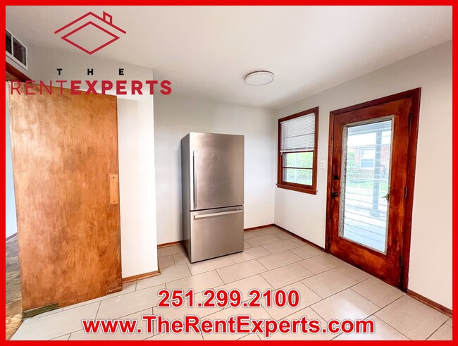 Building Photo - 5301 S David Langan Dr