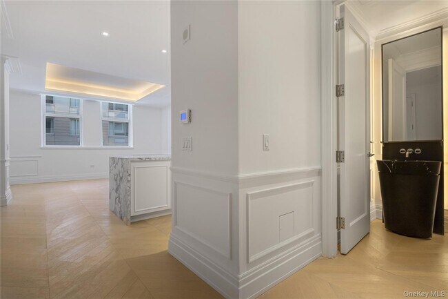 Building Photo - 108 Leonard St