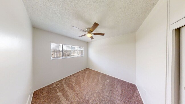 Building Photo - 12453 13th St