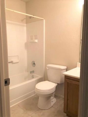 Building Photo - 9929 Blue Bell Dr