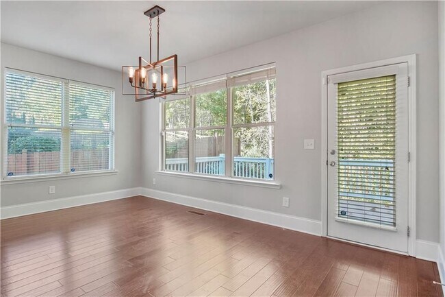 Building Photo - 3995 Village Estates Ct