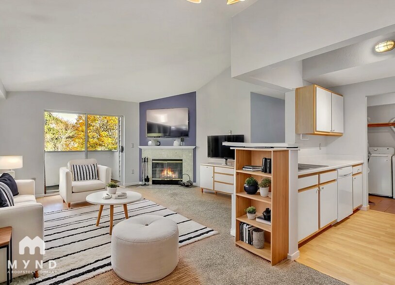 Building Photo - 17624 1st Ave S