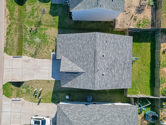 Building Photo - 15708 Del Norte Dr