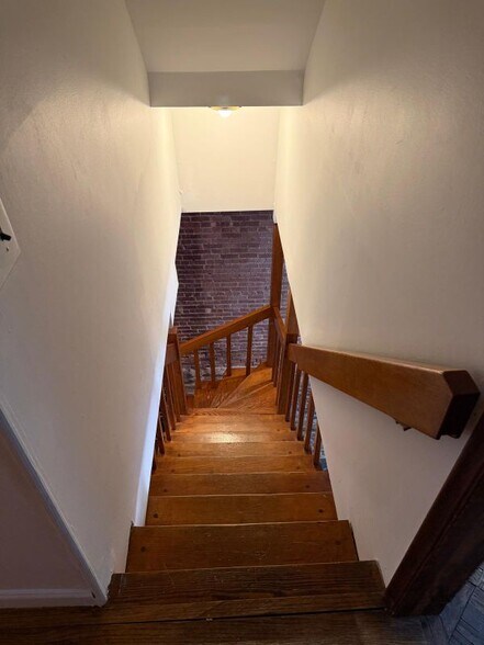 Building Photo - 67 W 83rd St