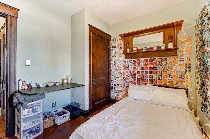 Building Photo - 985 Windsor St