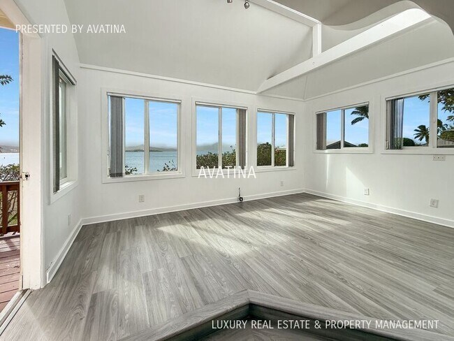 Building Photo - 44-327-327 Kaneohe Bay Dr