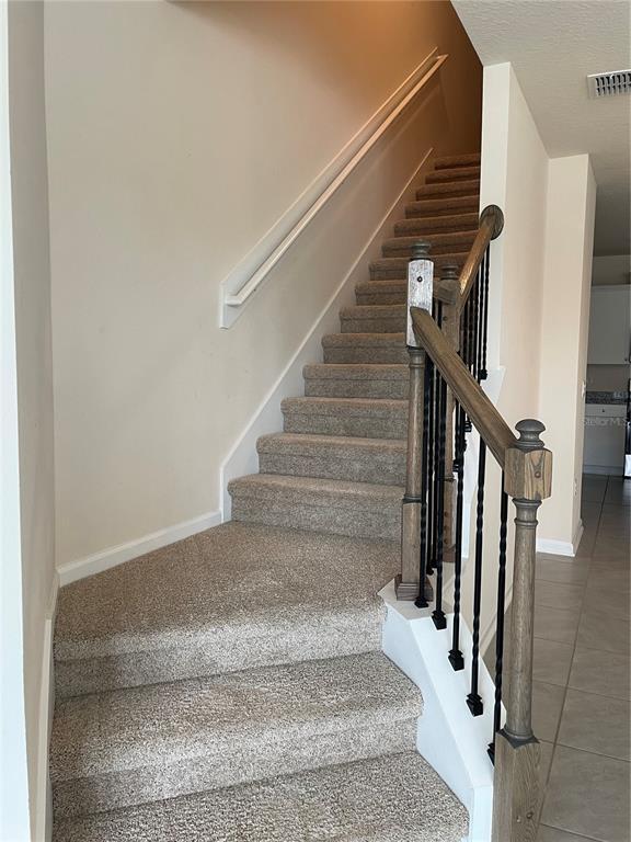 Building Photo - 159 Redbud Rd