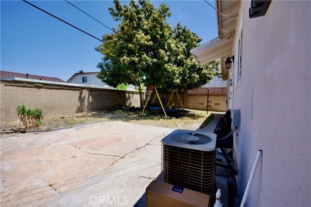 Building Photo - 10261 Mast Ave