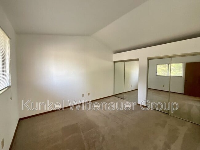 Building Photo - 166 Eagle Ridge