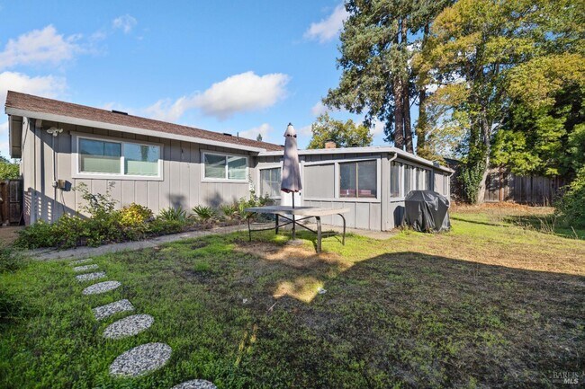 Building Photo - 940 Baird Rd