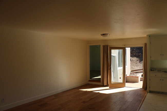 Building Photo - Bishop Peak neighborhood-Fantastic Rental!!