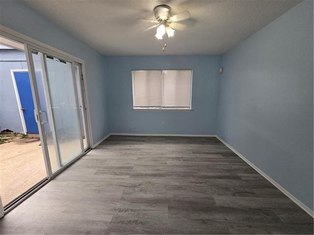 Building Photo - 305 E Club Dr