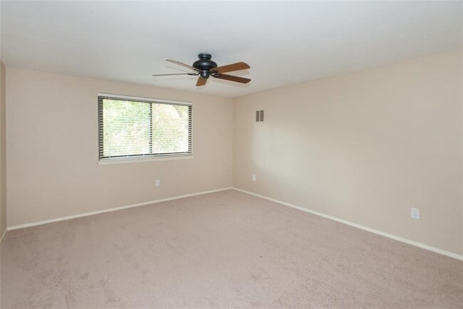 Building Photo - 4607 Bridlewood Dr