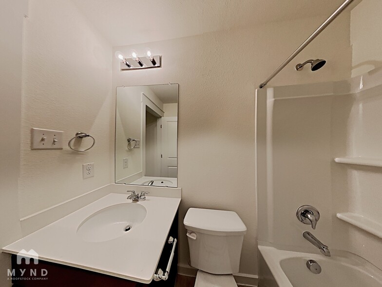 Building Photo - 603 Dusky Sap Ln