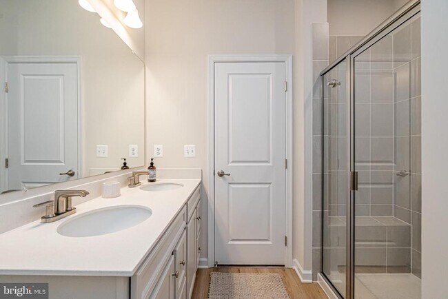 Building Photo - 3929 Small Roundtop Rd