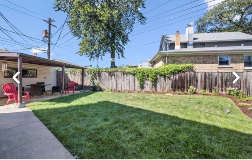 Back yard - 4912 W Berteau Ave