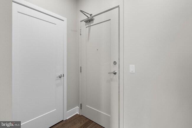 Building Photo - 502 Diamondback Dr