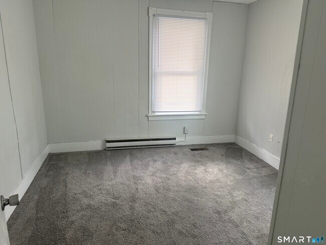 Building Photo - 57 New St