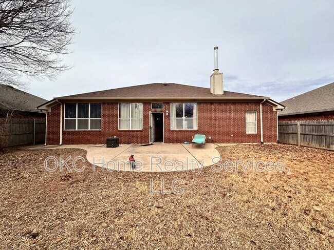 Building Photo - 10716 NW 31st Terrace