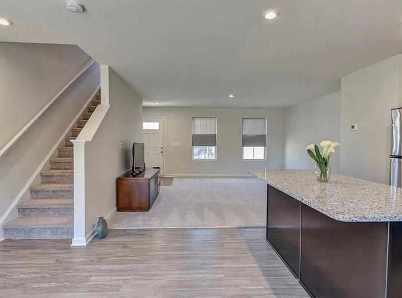 Building Photo - 1408 Kobuk Valley Ct