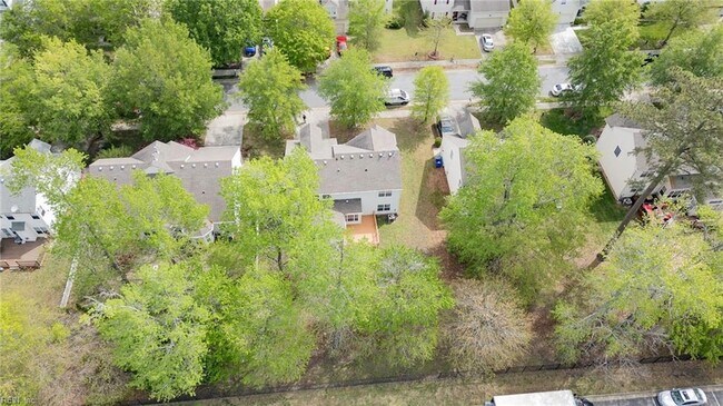 Building Photo - 310 Canaan Cir